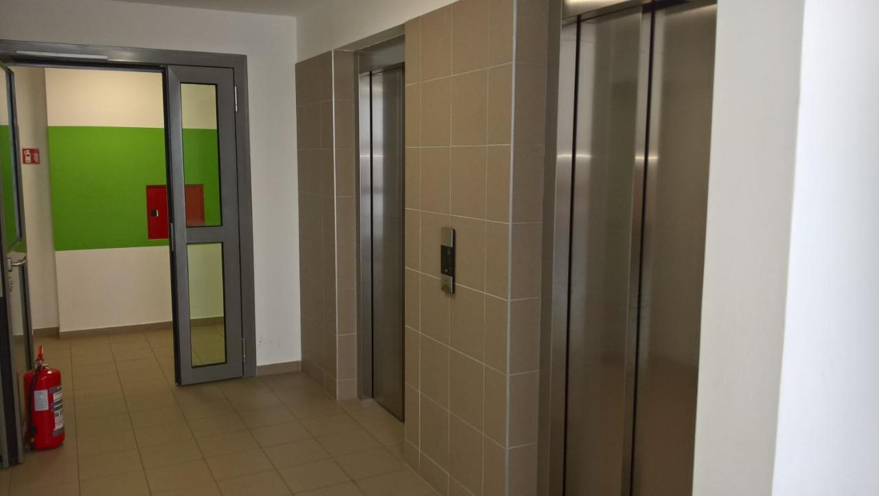 Calla Apartment Zagreb - Novi Apartman, Garaza, Video Nadzor Eksteriør billede